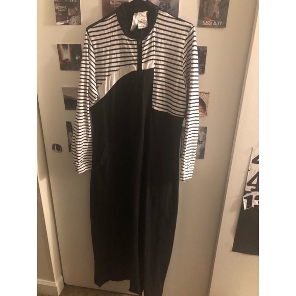 black and white striped abaya